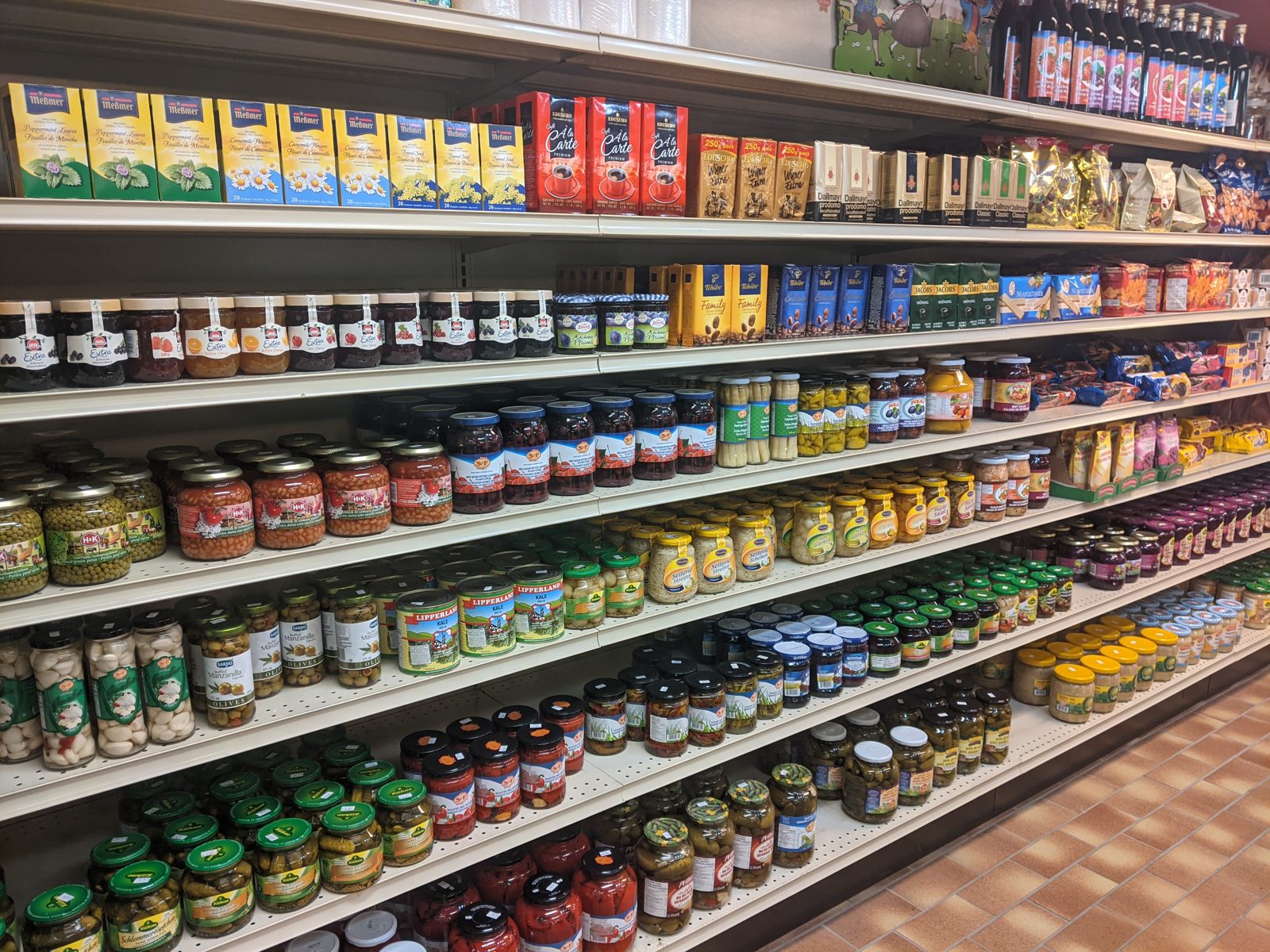 Leska's Meat & Deli — shop photo